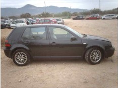 VOLKSWAGEN GOLF IV BERLINA (1J1)