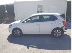 VOLKSWAGEN POLO (6R1)