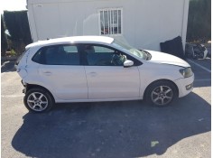 VOLKSWAGEN POLO (6R1)