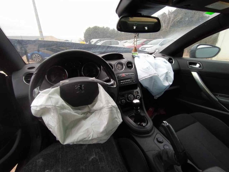 peugeot rcz del año 2010