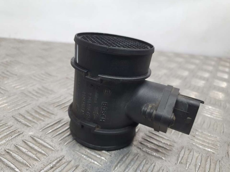 Recambio de caudalimetro para chrysler voyager (rg) 2.5 crd se referencia OEM IAM 05293155AB 0281002451 BOSCH