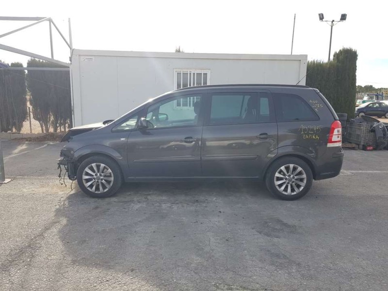 opel zafira b del año 2013