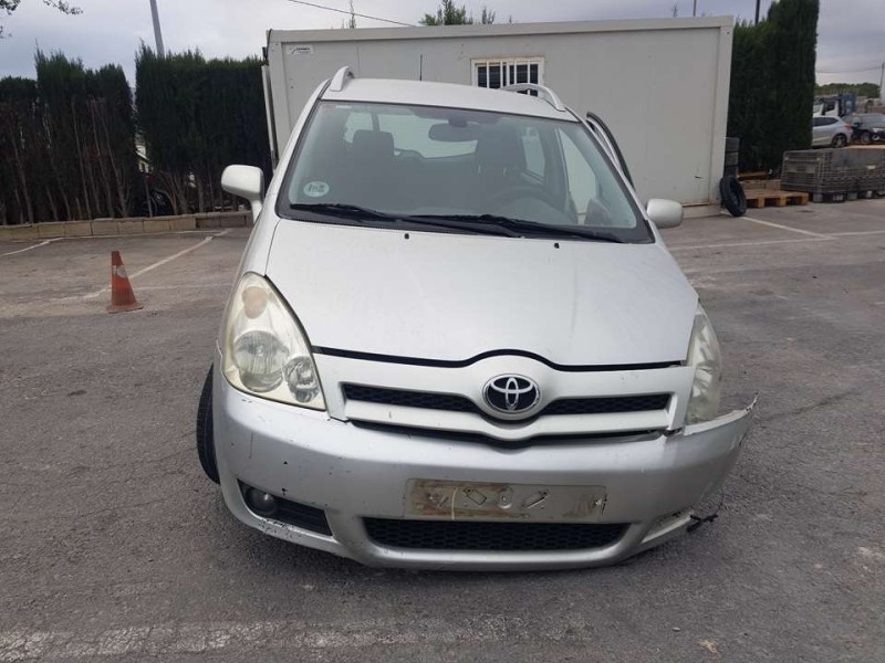toyota corolla verso (r1) del año 2005