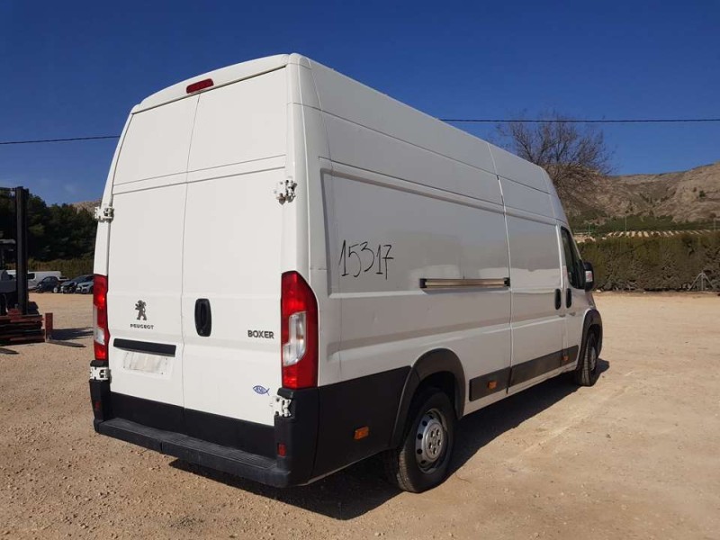 peugeot boxer furgón gran volumen del año 2020