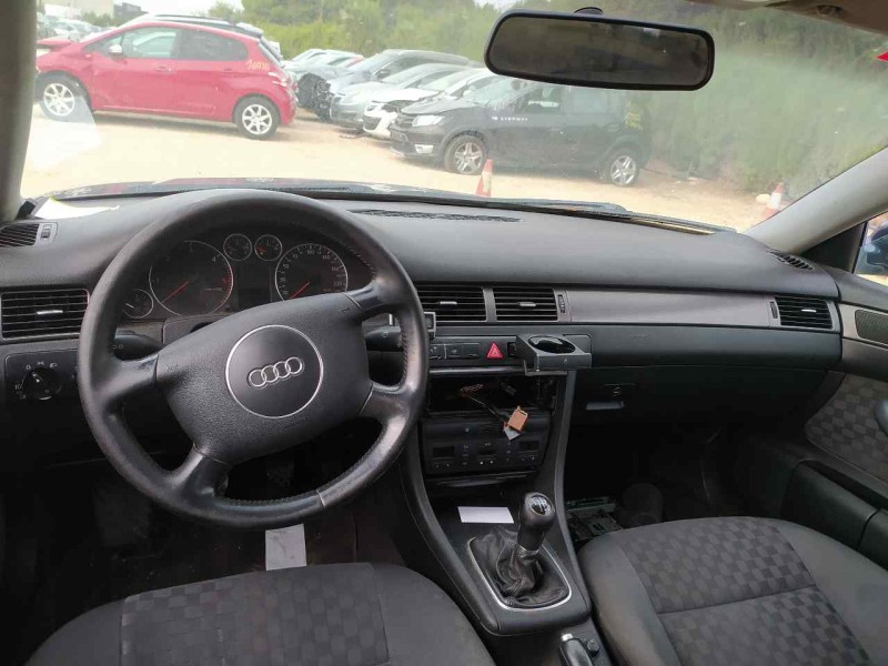 audi a6 berlina (4b2) del año 2002