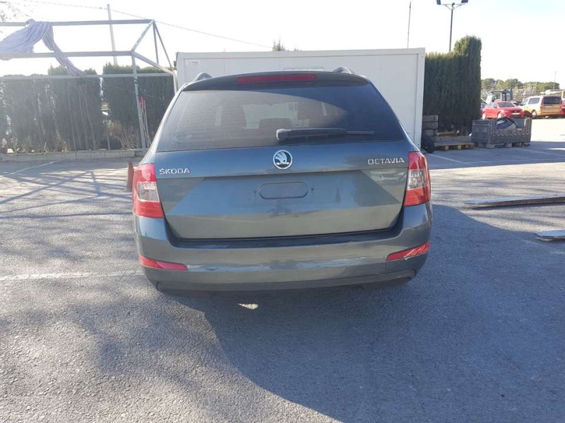 skoda octavia combi (5e5) del año 2017
