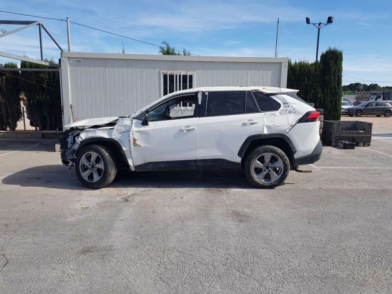 toyota rav4 del año 2021