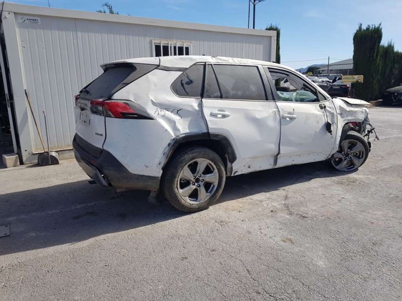 toyota rav4 del año 2021