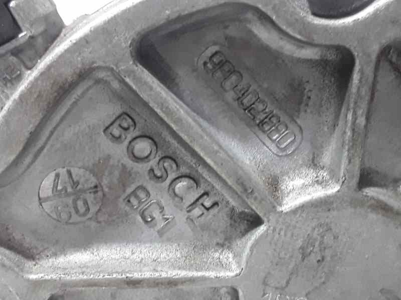 Recambio de depresor freno / bomba vacio para peugeot 208 1.6 16v hdi fap referencia OEM IAM 9804021  BOSCH