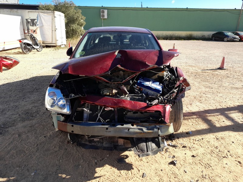 toyota avensis (_t25_) del año 2005