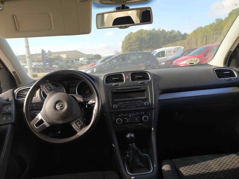 volkswagen golf vi (5k1) del año 2012