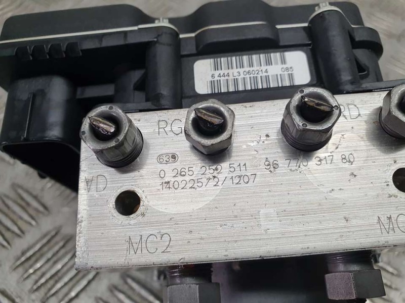 Recambio de abs para peugeot 508 active referencia OEM IAM 9677031780 026252511 