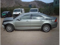 VOLVO S80 BERLINA