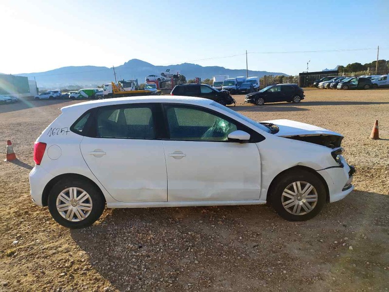volkswagen polo (6c1) del año 2015