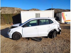 VOLKSWAGEN POLO (6C1)