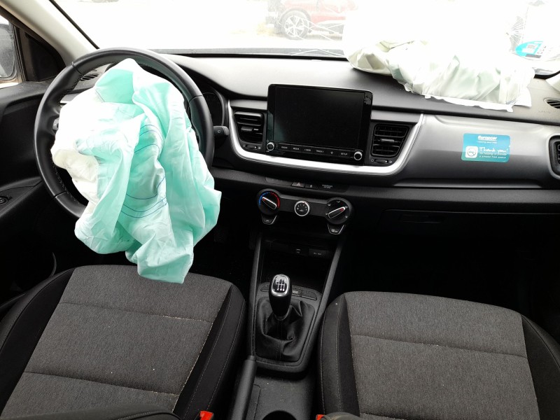 kia stonic (yb) del año 2021