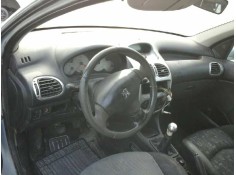 PEUGEOT 206 BERLINA