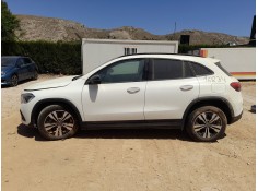 MERCEDES-BENZ GLA (H247)