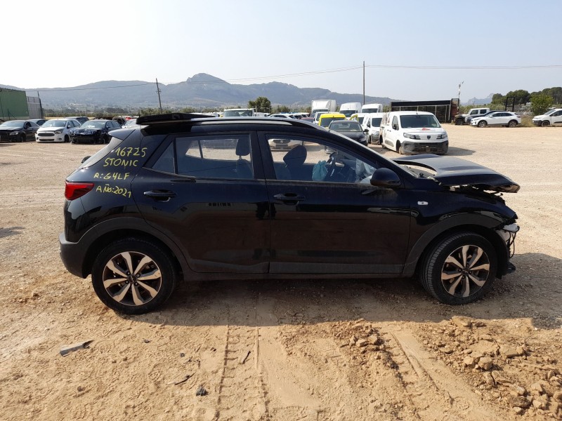 kia stonic (yb) del año 2021