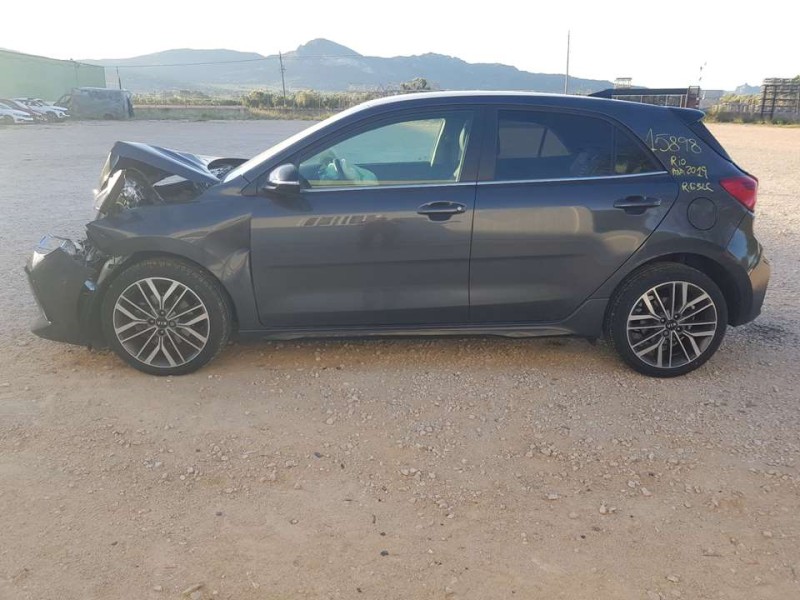 kia rio (yb) del año 2019