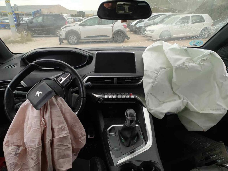 peugeot 3008 del año 2018