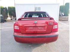 SKODA OCTAVIA BERLINA (1U2)