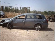 TOYOTA AVENSIS WAGON (T25)