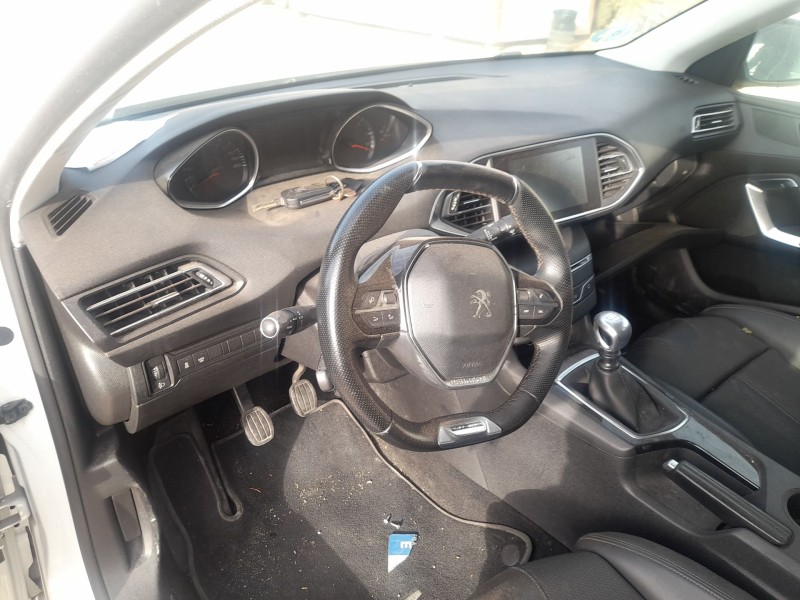 peugeot 308 ii (lb_, lp_, lw_, lh_, l3_) del año 2014