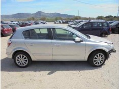 OPEL ASTRA H BERLINA