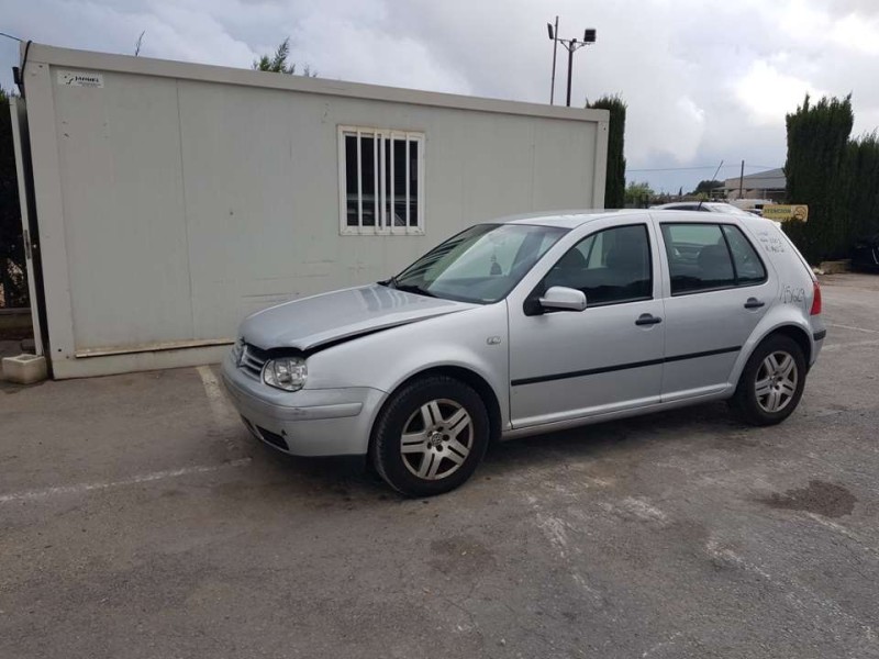 volkswagen golf iv berlina (1j1) del año 2001