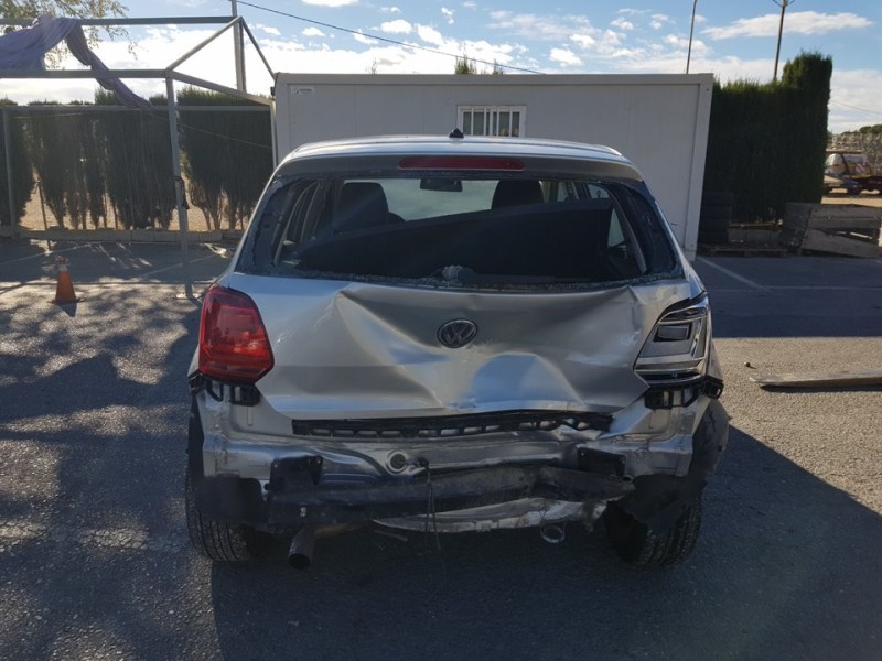 volkswagen polo (6r1) del año 2015
