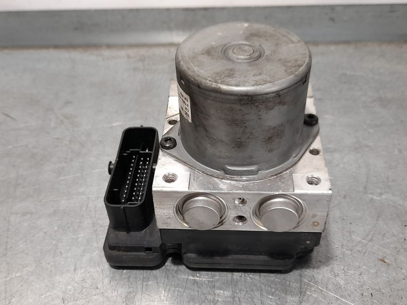 Recambio de abs para hyundai i20 classic referencia OEM IAM C888920550  