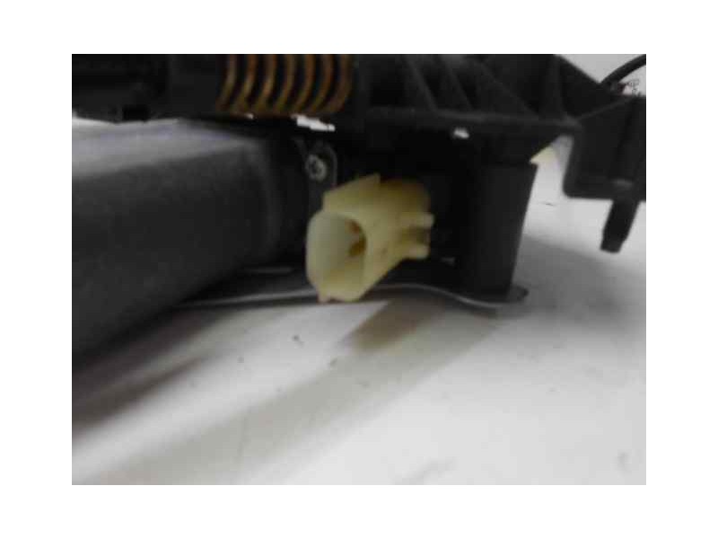 Recambio de elevalunas delantero izquierdo para chrysler pt cruiser (pt) 1.6 catwalk classic referencia OEM IAM   ELECTRICO