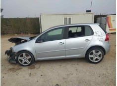 VOLKSWAGEN GOLF V BERLINA (1K1)