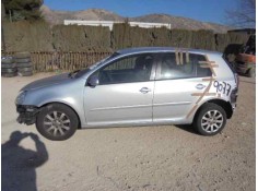 VOLKSWAGEN GOLF V BERLINA (1K1)