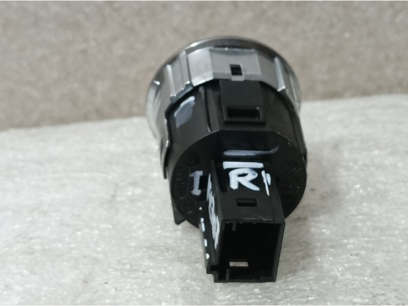 Recambio de boton start/stop para peugeot 508 allure referencia OEM IAM 96720556XT  