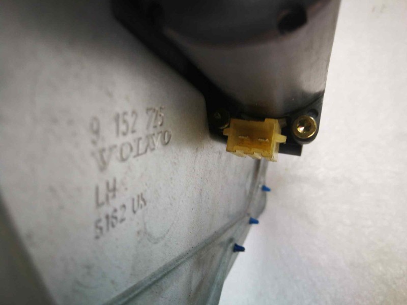 Recambio de elevalunas trasero izquierdo para volvo s70 berlina 2.4 cat referencia OEM IAM 9152725 DOS PINS 