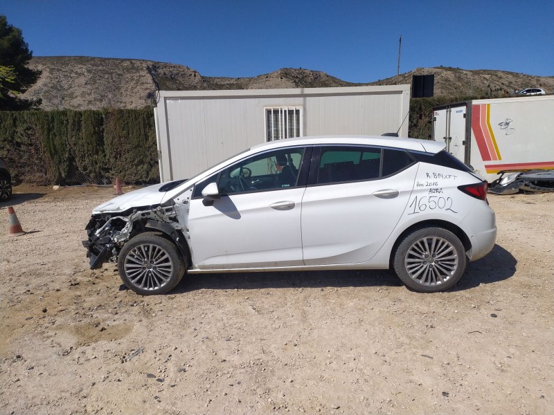 opel astra k (b16) del año 2016
