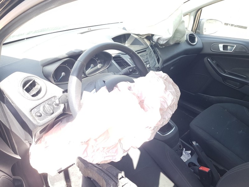 ford fiesta vi (cb1, ccn) del año 2015