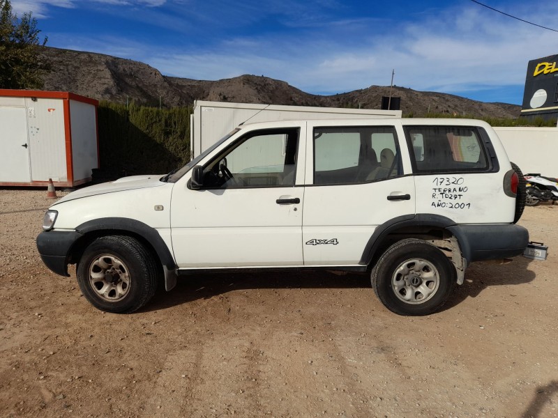 nissan terrano ii (r20) del año 2001