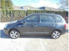 KIA CARENS (UN)