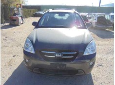 KIA CARENS (UN)