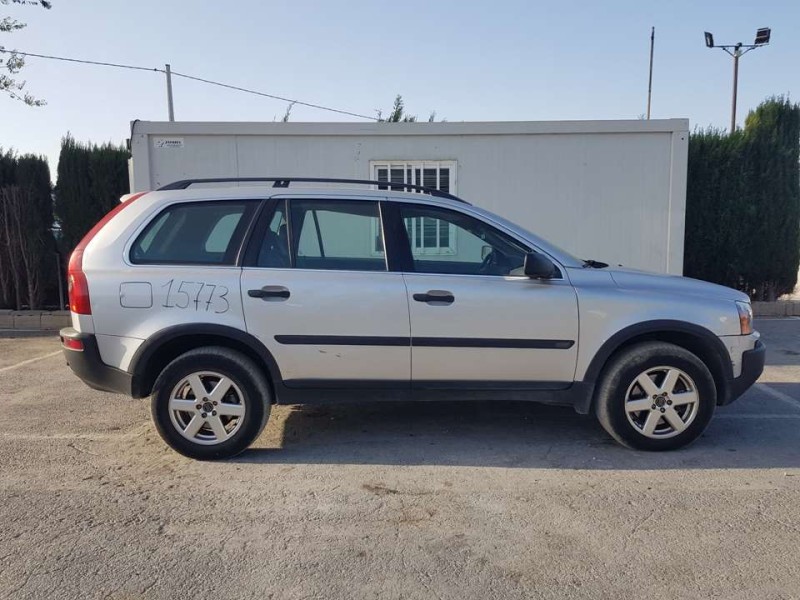 volvo xc90 del año 2004