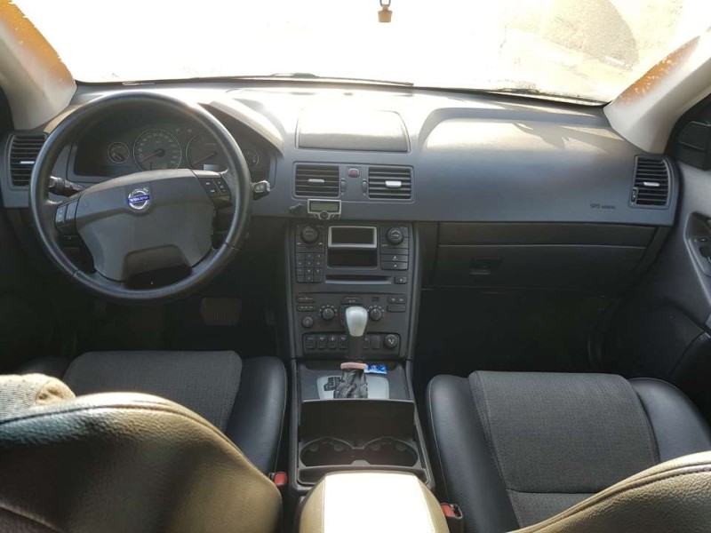 volvo xc90 del año 2004