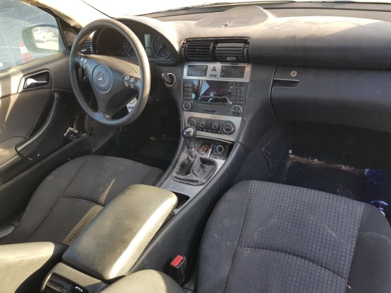mercedes-benz clase c (w203) sportcoupe del año 2005