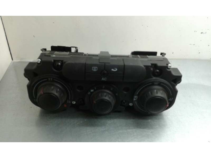 Recambio de mando climatizador para seat leon (1p1) 1.9 tdi referencia OEM IAM 5HB00932126 1T2820045B 