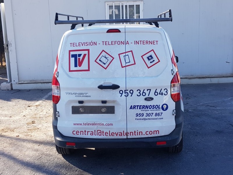 ford transit courier del año 2018