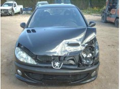 PEUGEOT 206 BERLINA