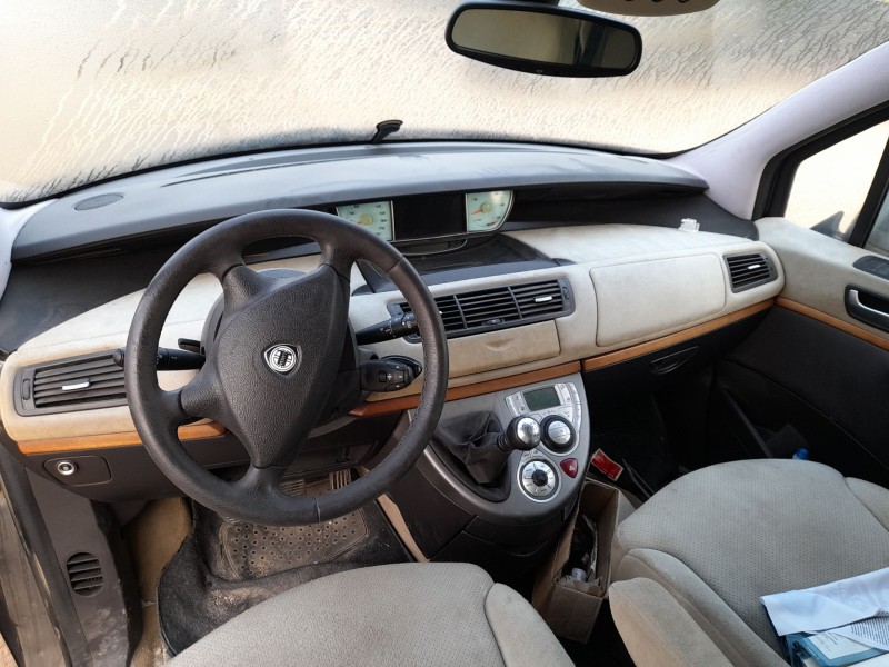 lancia phedra (179_) del año 2005