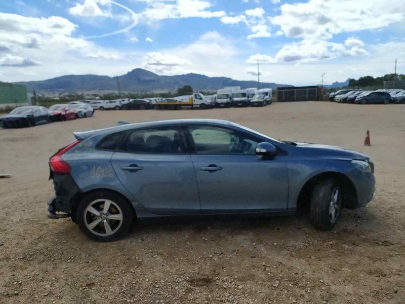 volvo v40 hatchback (525) del año 2013